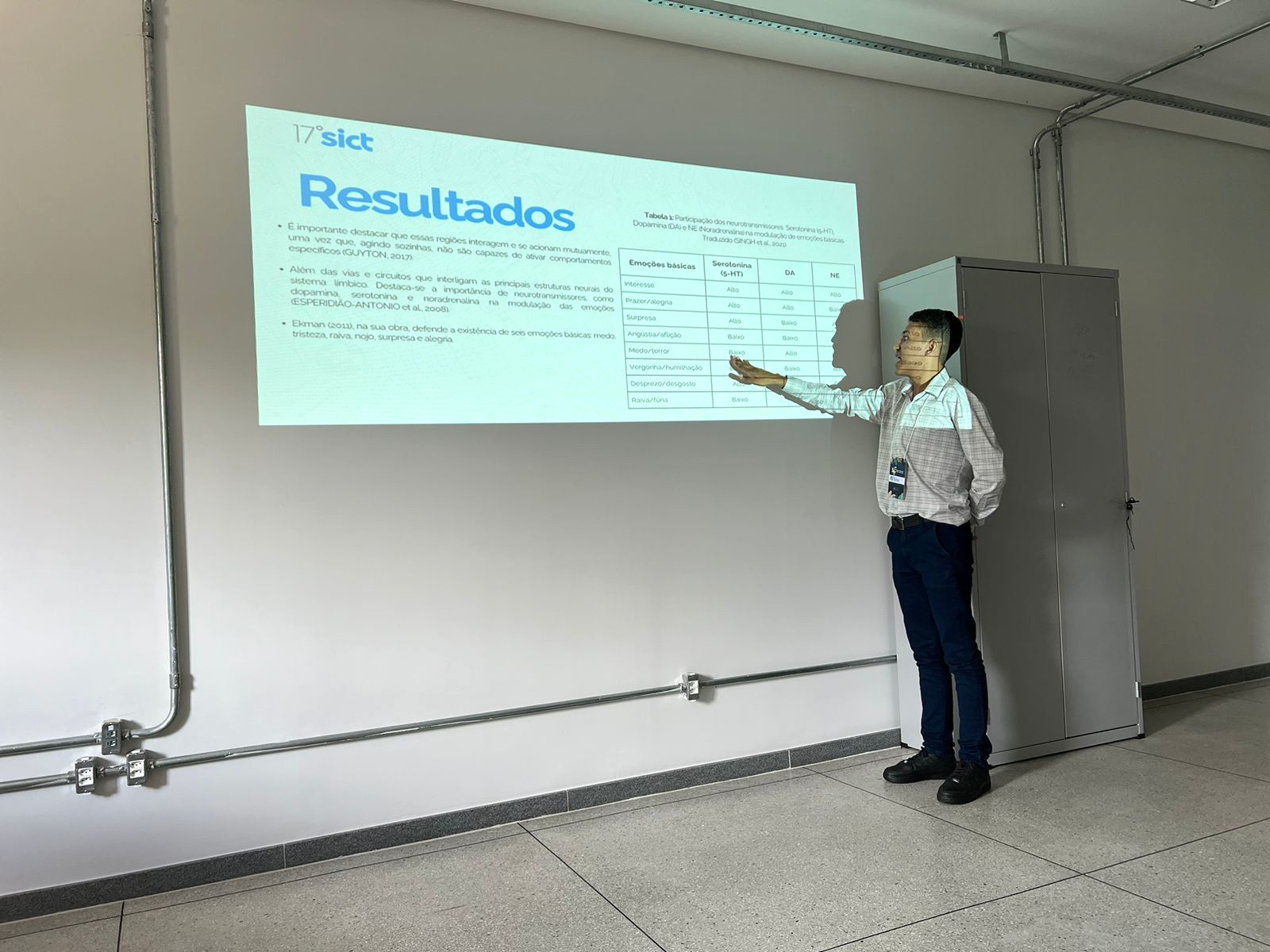 No 17º SICT, em Goiânia, Mateus apresenta o trabalho